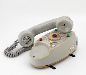 Equipo de teléfono autonómico en vehículos, 1960-1962