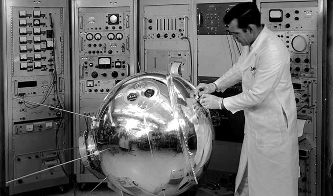El satélite lanzado en 1963. Su importante misión era la de aprender más sobre las propiedades físicas de la atmósfera.