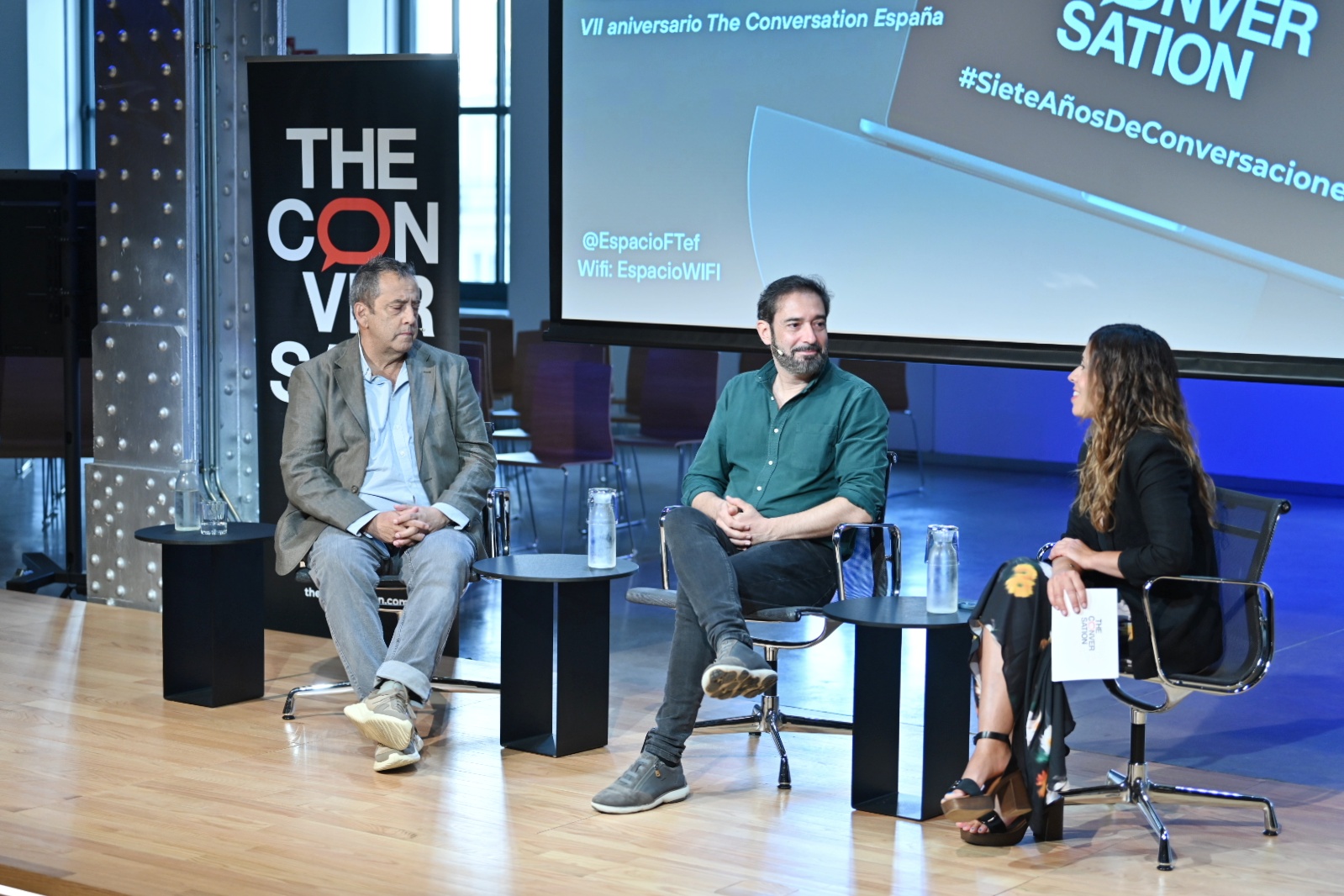 VII Aniversario The Conversation