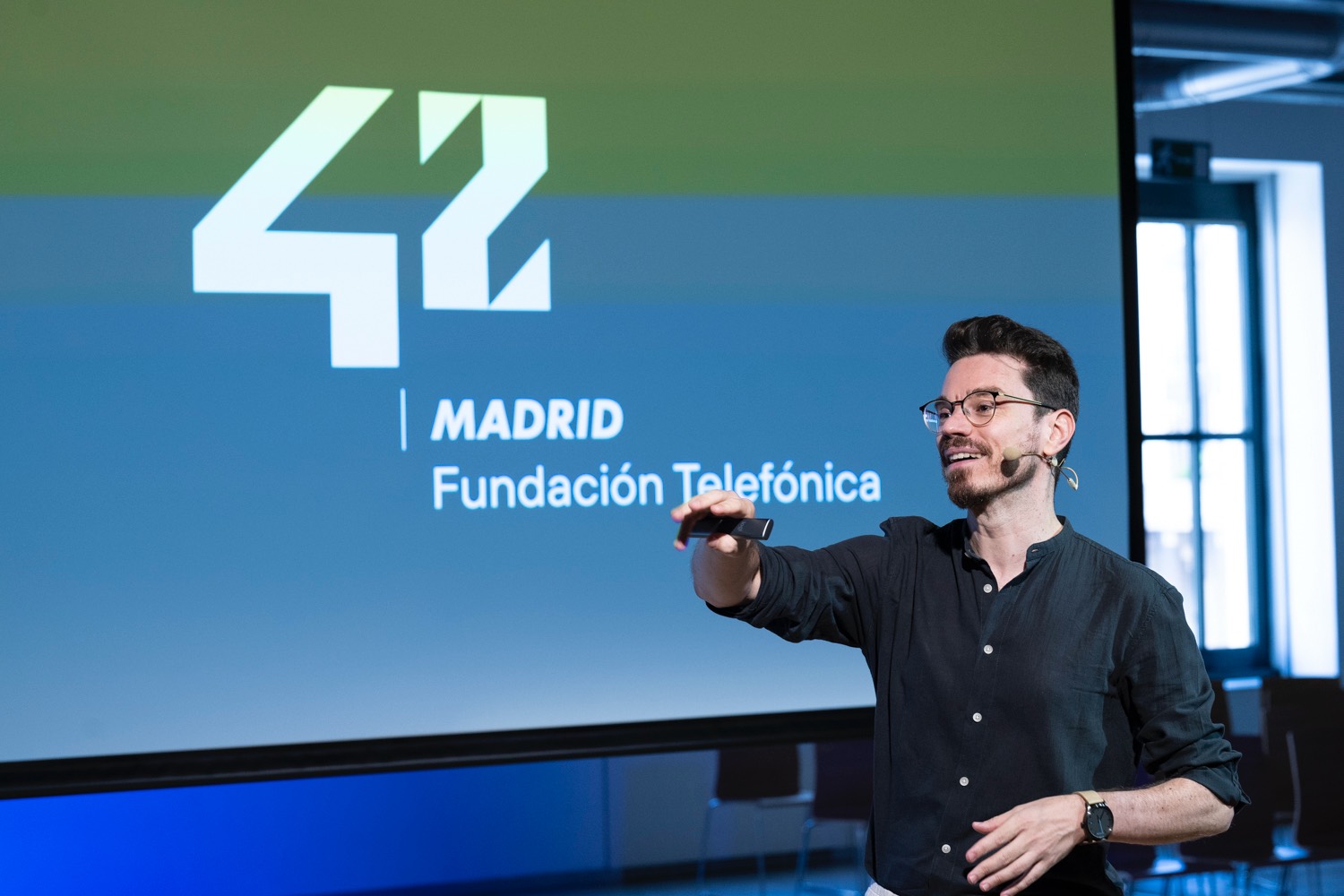 Desmitificando la IA con Bernat Casañas y 42 Madrid