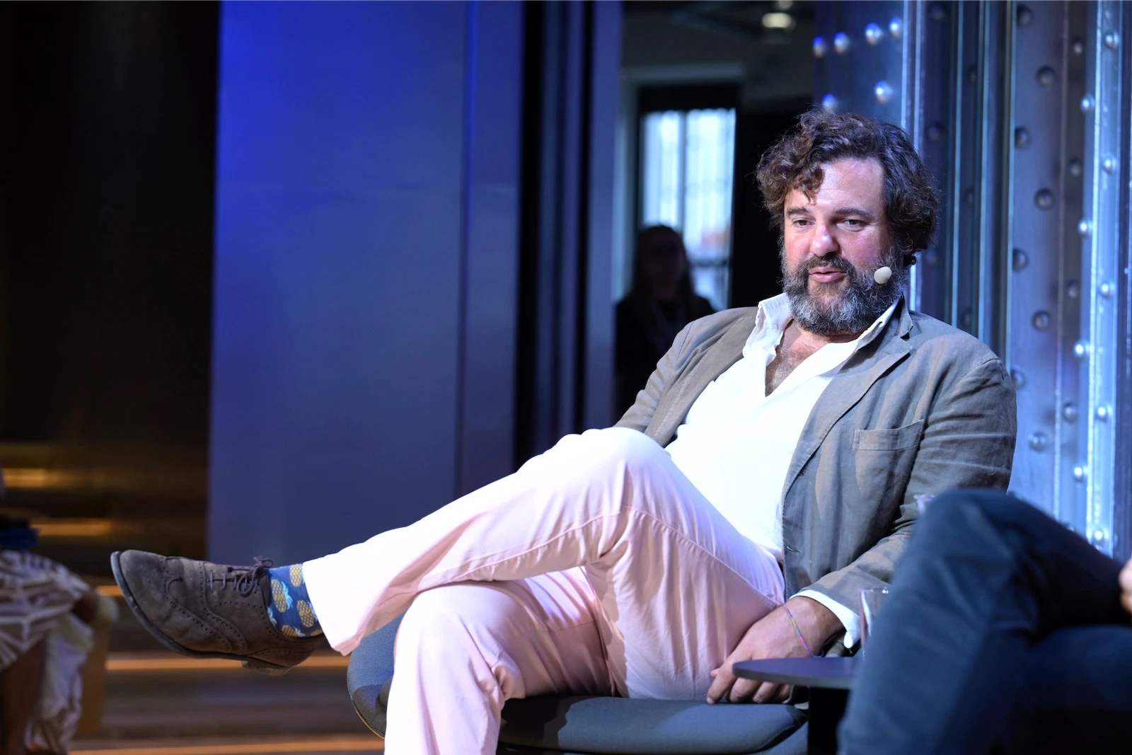 Un momento del evento El laberinto de la amistad, en el Festival de las ideas 2025, con Jacobo Bergareche, Laura Ferrero y Mariano Sigman
