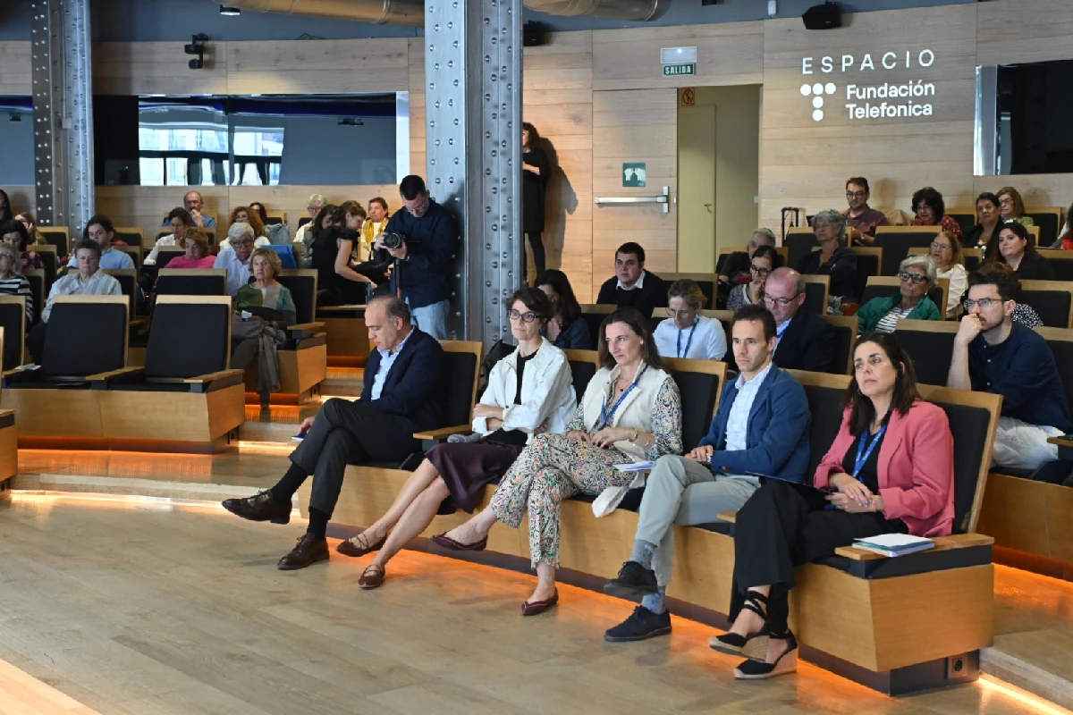 Un momento del congreso ‘Tecnología y personas mayores: el reto de la brecha digital’