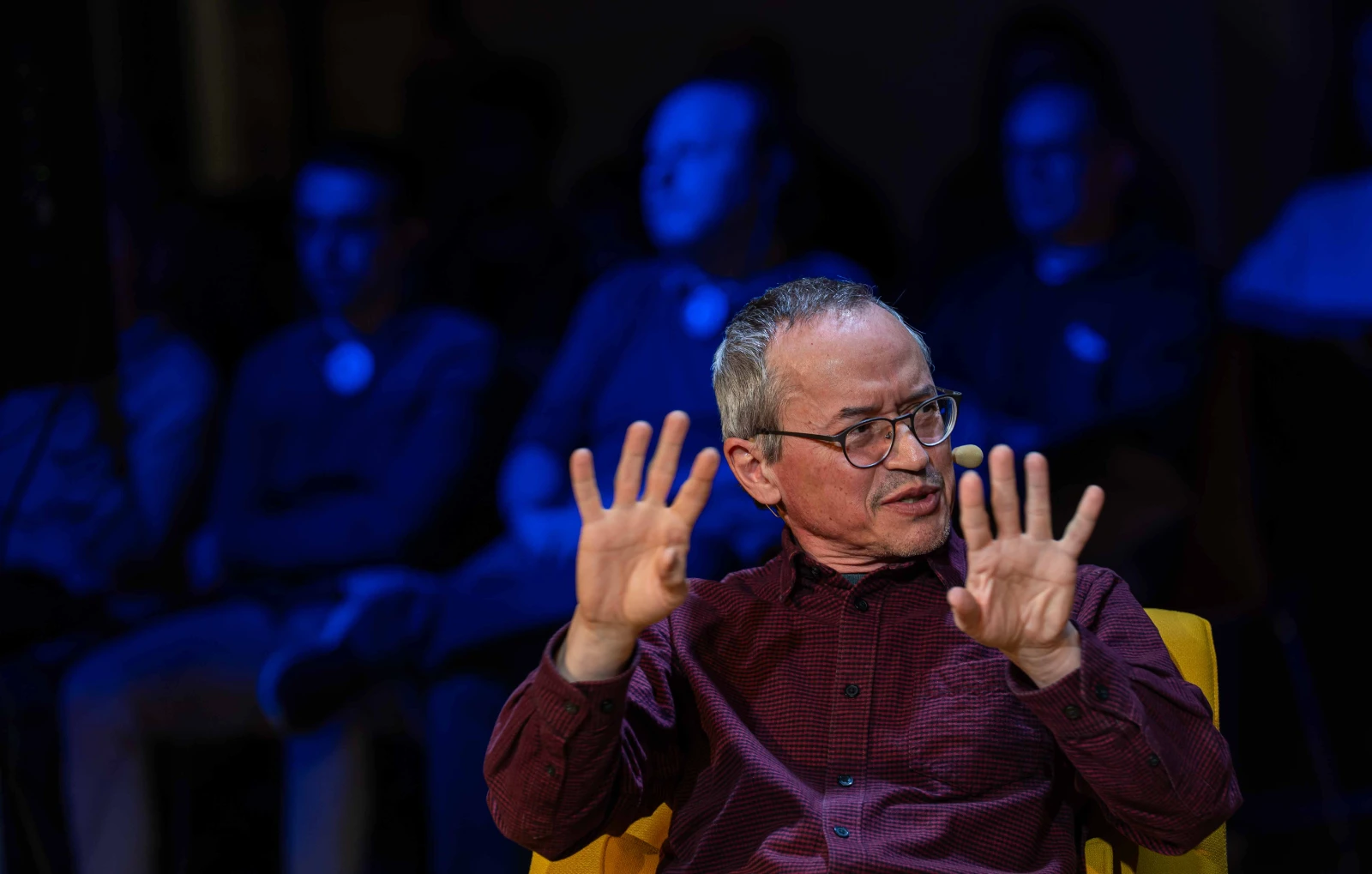 Un momento del encuentro entre Joe Sacco y Guillermo Altares