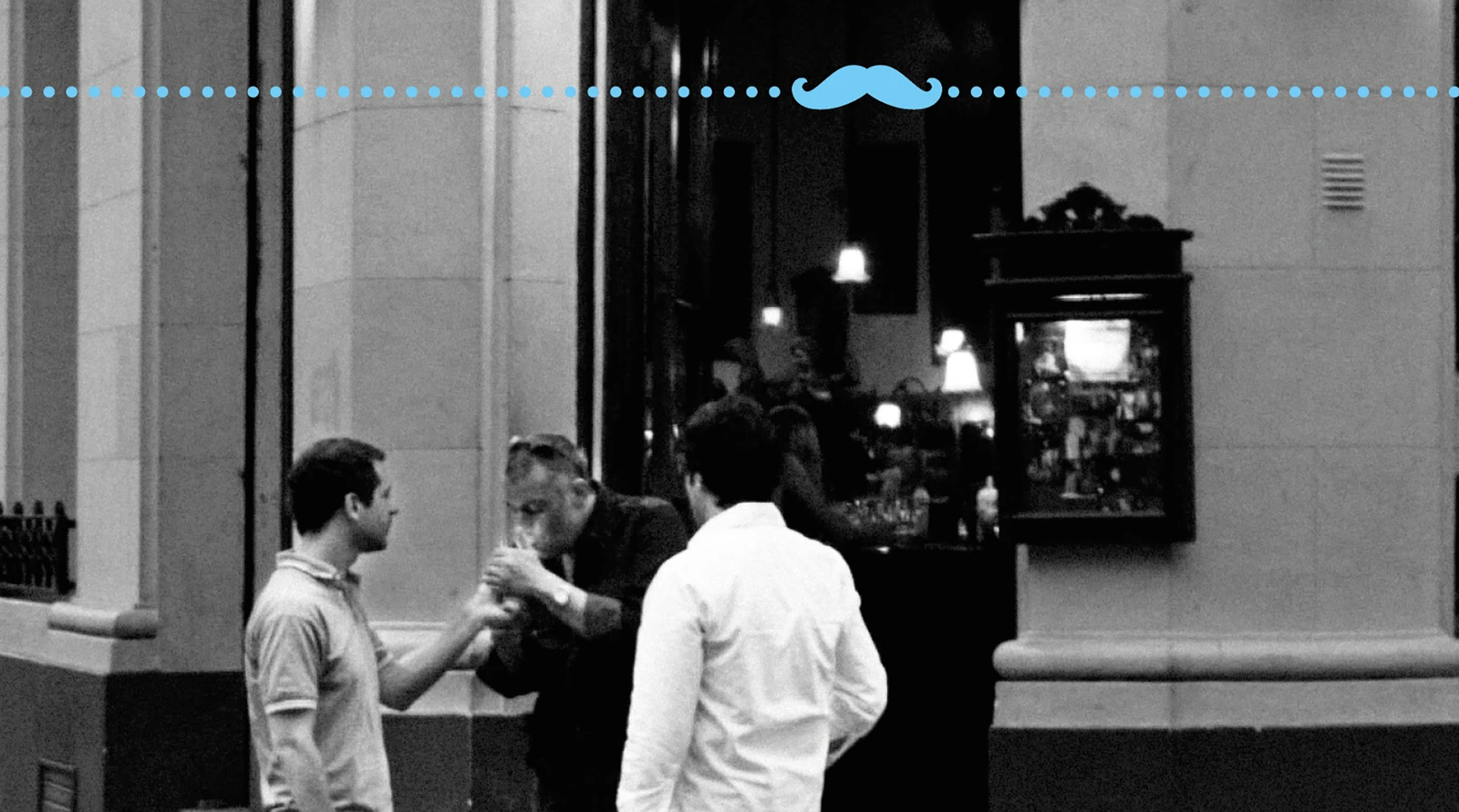 Un recorte de la portada del libro BUE de Martin Caparrós