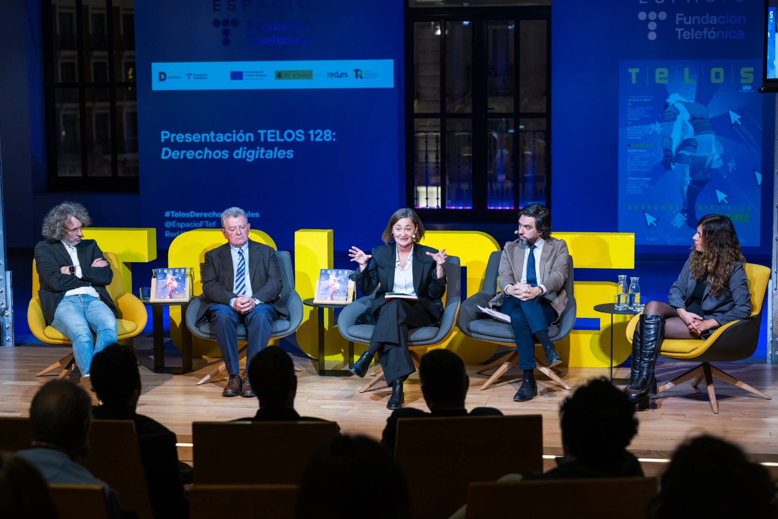 Un momento de la presentación de la revista TELOS 128