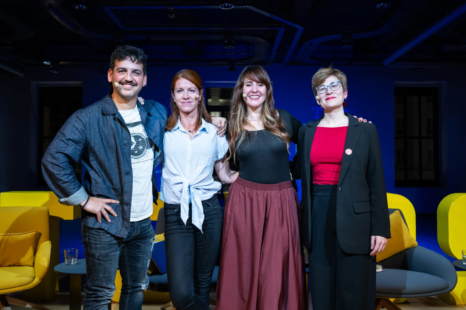 Un momento del encuentro Foro TELOS: Carmen Páez, Clara Ruipérez y Fran Perea