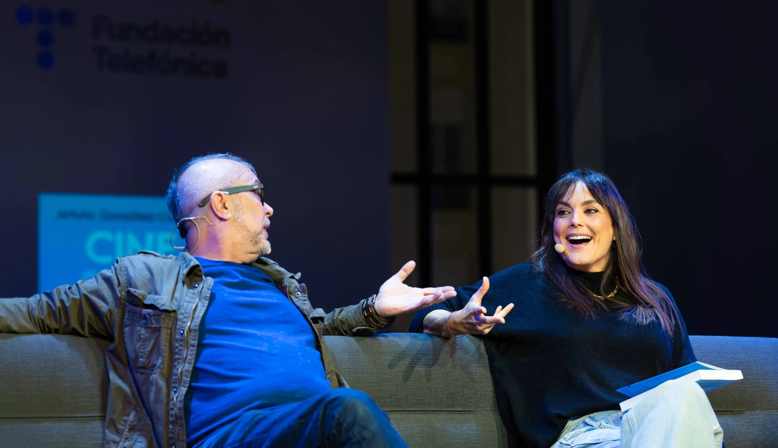 Un momento de la presentación de ‘Cine con más cosas’, con Arturo González-Campos y Mónica Carrillo.