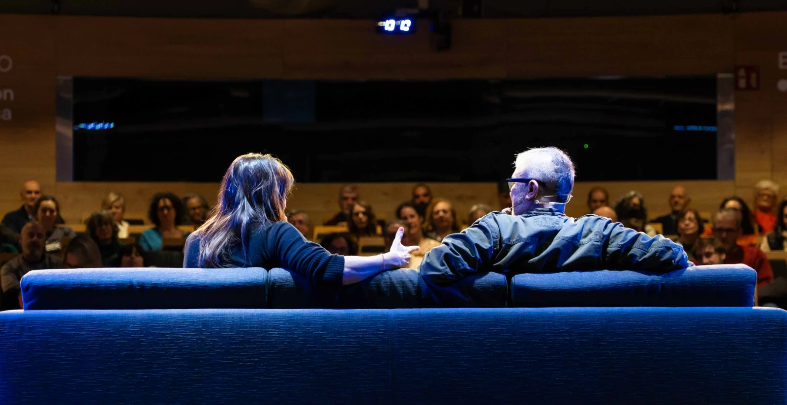 Un momento de la presentación de ‘Cine con más cosas’, con Arturo González-Campos y Mónica Carrillo.