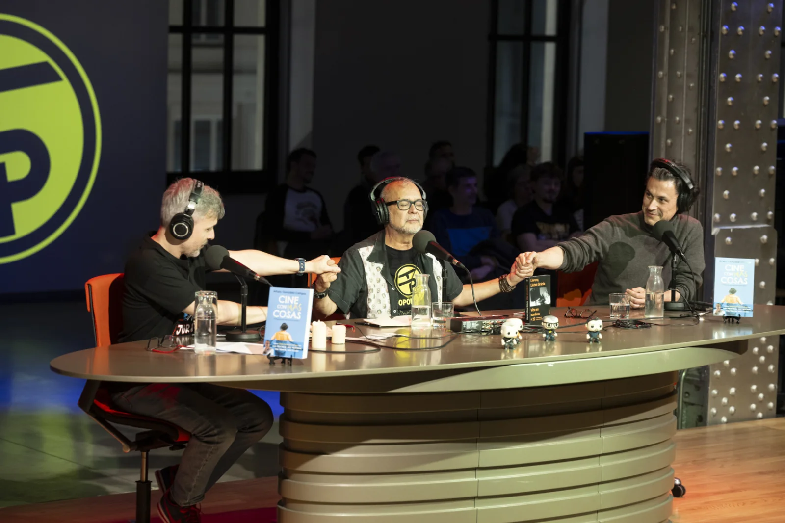 Un momento del Todopoderosos: Adopta una peli