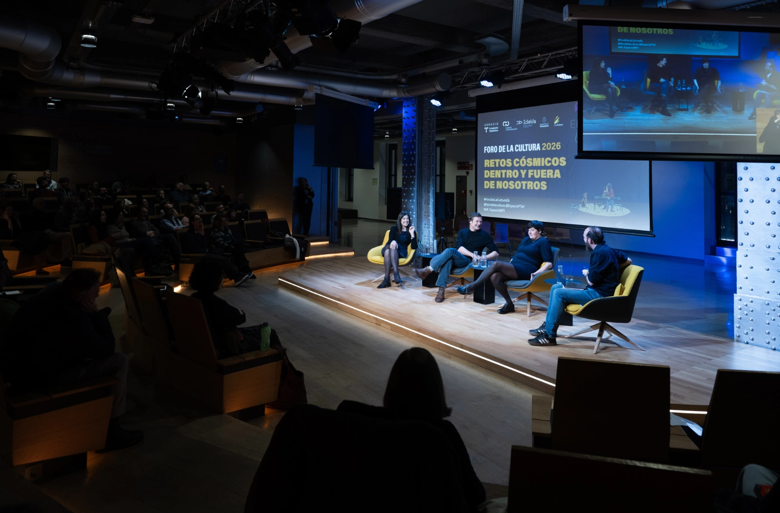 Un momento de las mesas de debate del Foro de la Cultura celebradas en Espacio Fundación Telefónica