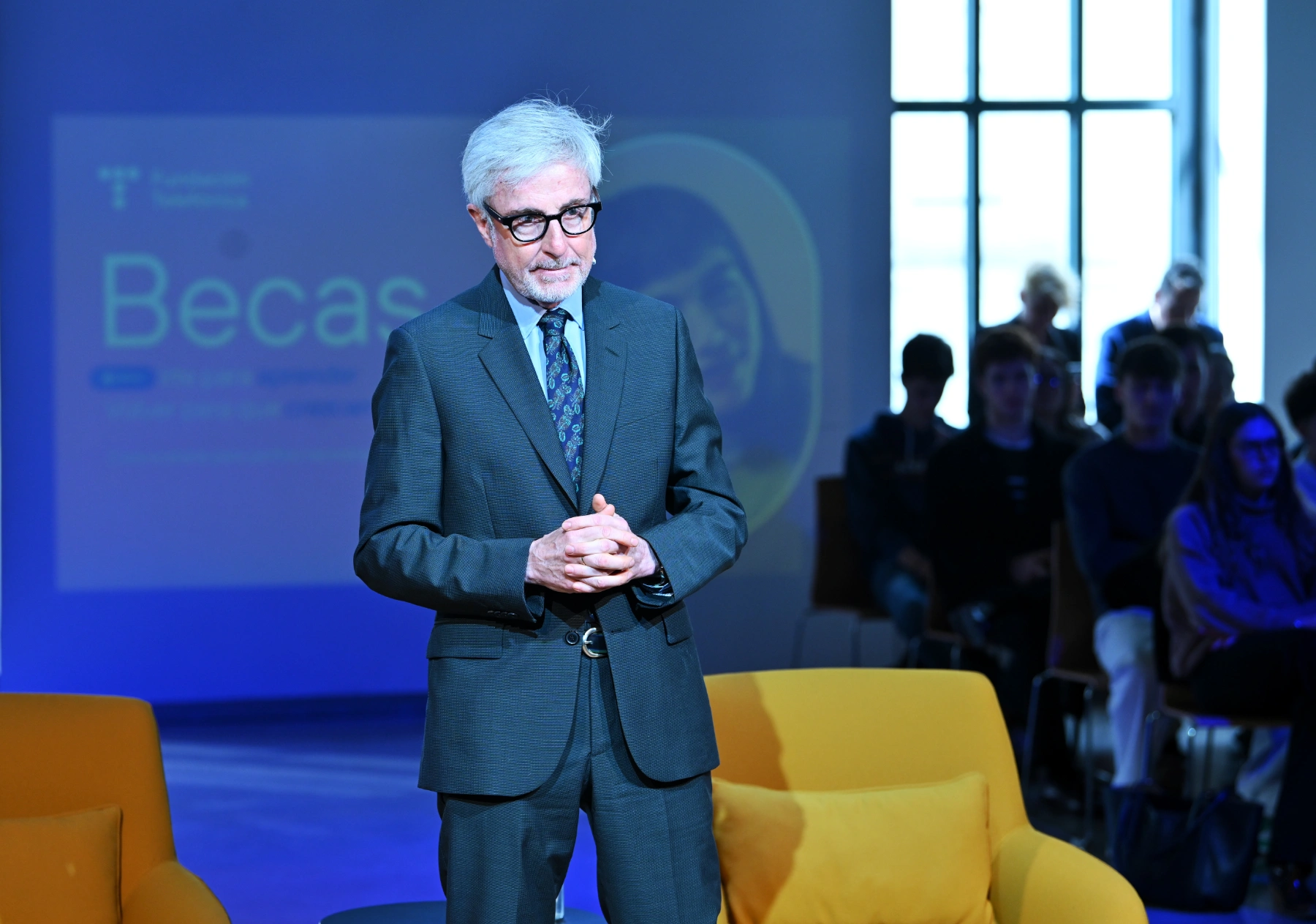 Presentación del programa de becas de Fundación Telefónica con Marc Murtra, Enrique Goñi, Luisa Alli, Isabel Salazar, Xavier Marcet y Alicia Asín
