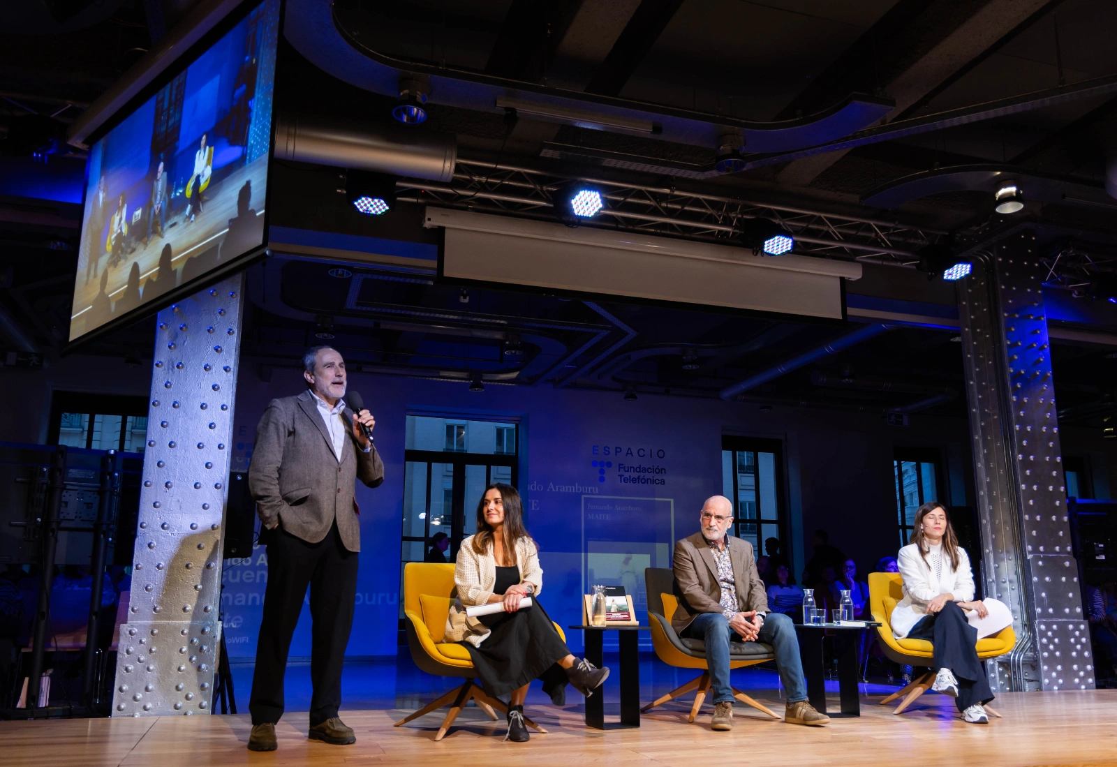 Un instante de la presentación de 'Maite', la nueva novela de Fernando Aramburu