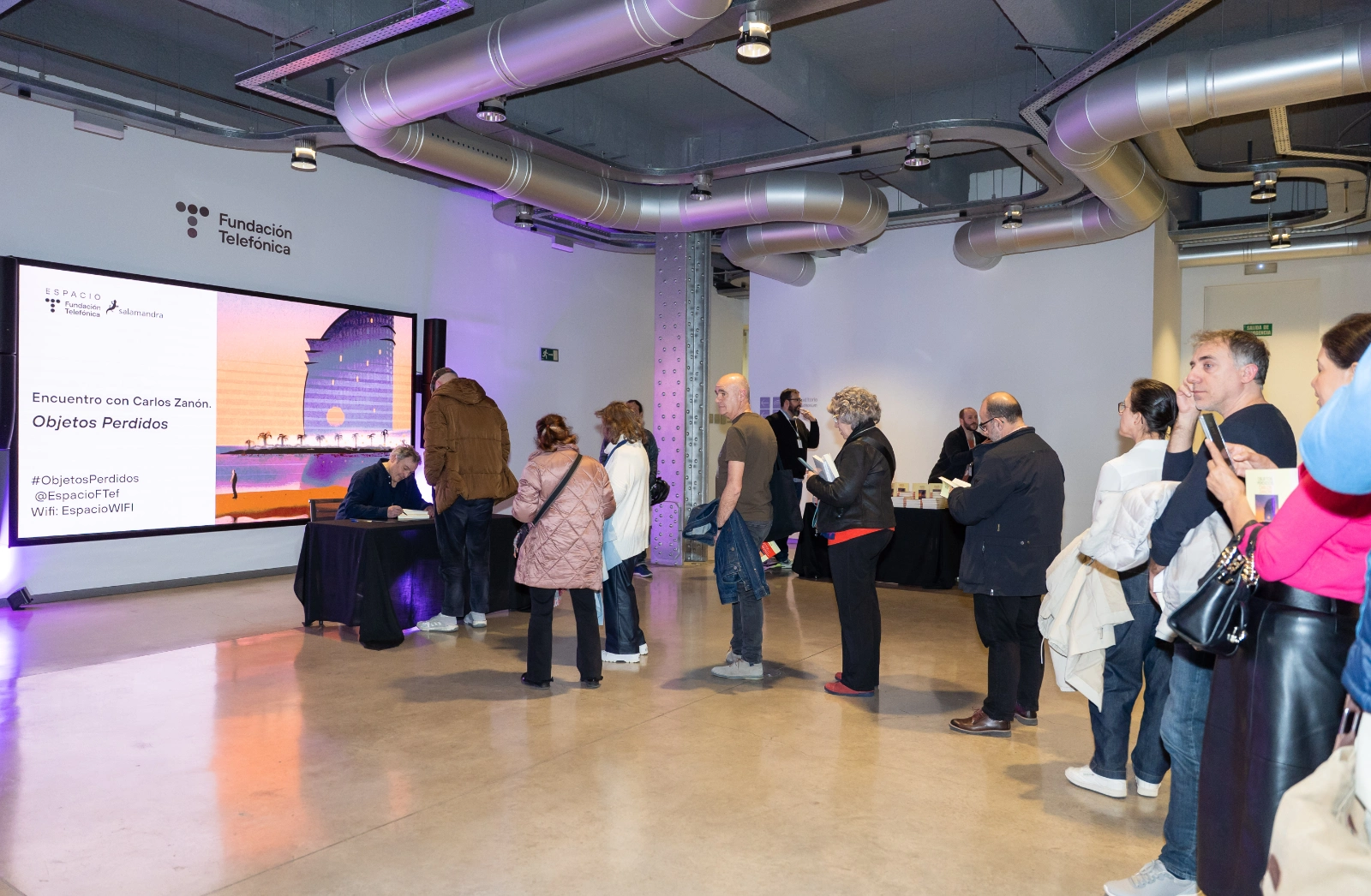 Un momento del Encuentro con Carlos Zanón. ‘Objetos Perdidos’
