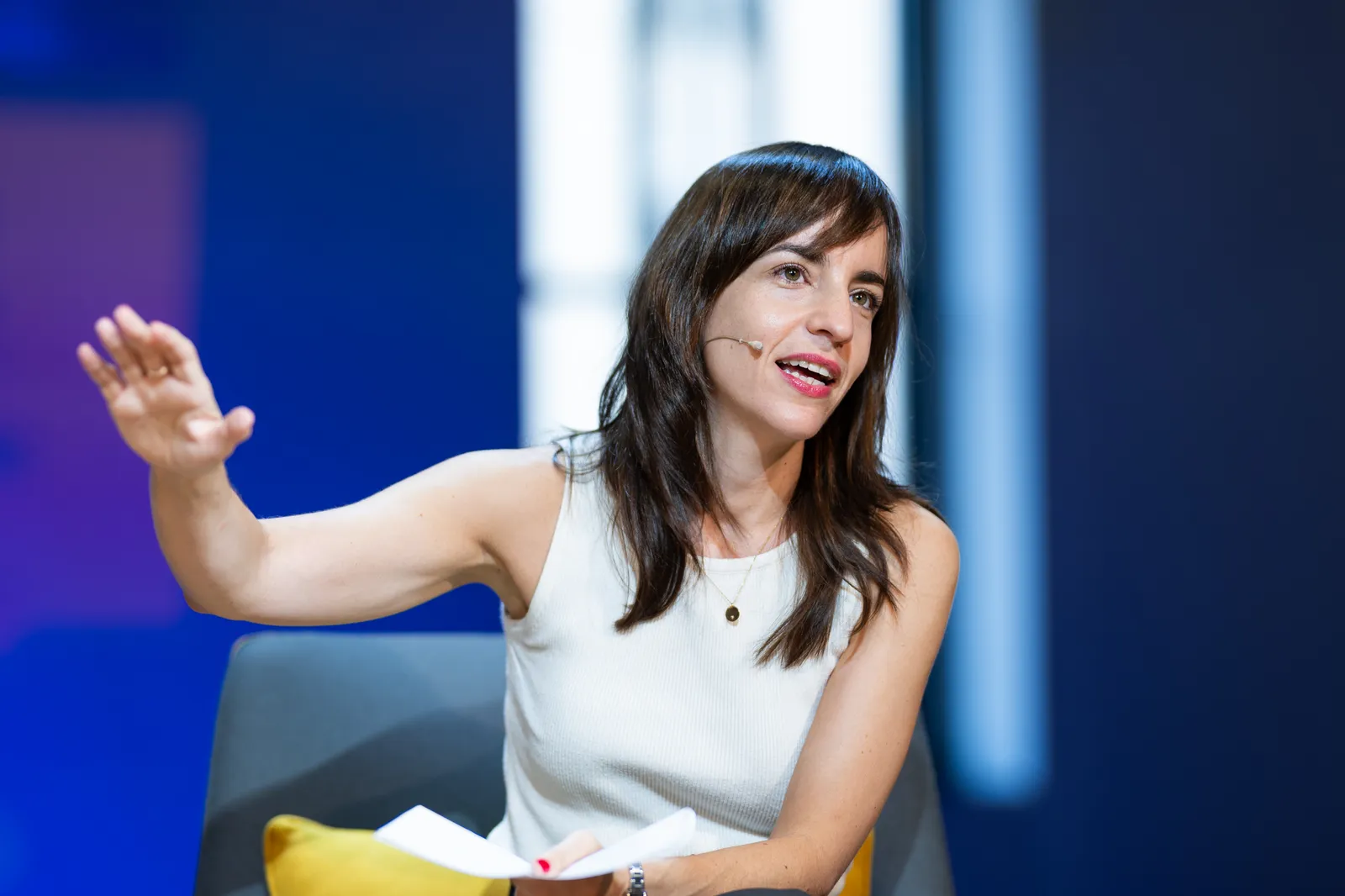 Un momento de la presentación de 'La carne', de David Szalay, quien estuvo acompañado de Marta Jiménez Serrano
